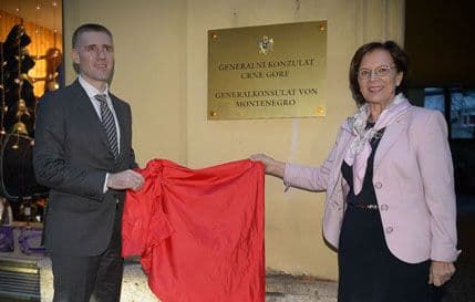 Lukšić sa ministarkom Miler otvorio Generalni konzulat u Minhenu Lukšić sa ministarkom Miler otvorio Generalni konzulat u Minhenu