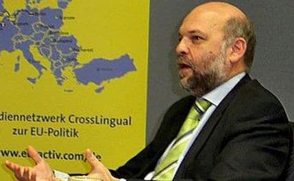 RADULOVIĆ: Potrebne su nam sugestije za Zakon o iseljeništvu RADULOVIĆ: Potrebne su nam sugestije za Zakon o iseljeništvu