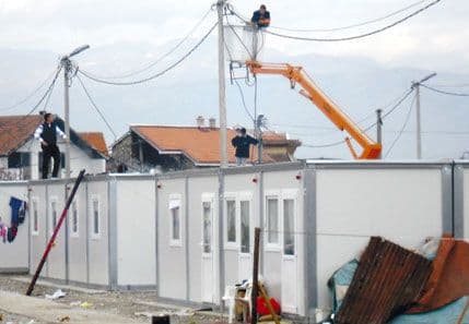 Školski pribor djeci sa Kampa Konik Školski pribor djeci sa Kampa Konik