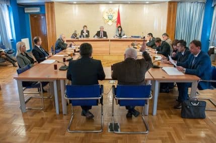 Nije izabran peti član Senata DRI Nije izabran peti član Senata DRI