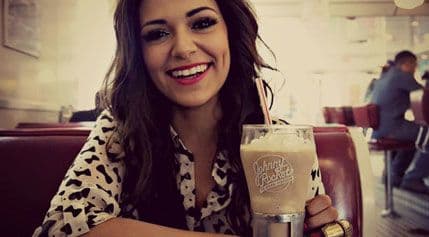 (VIDEO) Ova tinejdžerka mjesečno zarađuje 40.000 dolara! (VIDEO) Ova tinejdžerka mjesečno zarađuje 40.000 dolara!