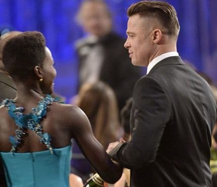 Anđelina u problemu: mlada glumica očarala Breda Anđelina u problemu: mlada glumica očarala Breda