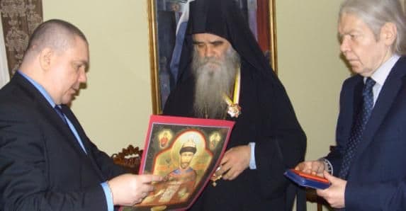 Amfilohije odlikovan Ordenom Svetog cara Nikolaja Amfilohije odlikovan Ordenom Svetog cara Nikolaja