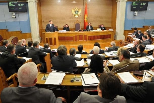 SKUPŠTINA: VDT još na čekanju, prioritet izborni zakoni SKUPŠTINA: VDT još na čekanju, prioritet izborni zakoni