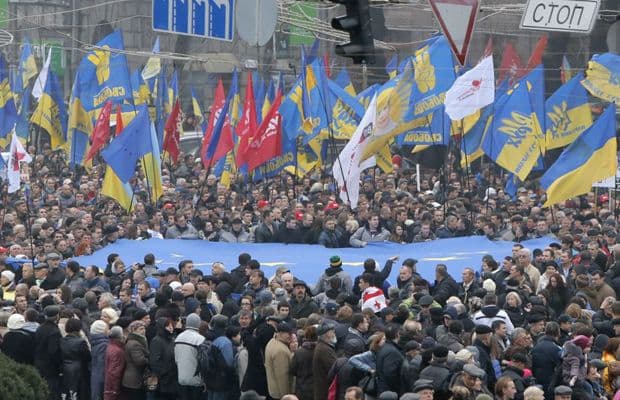 Vojska traži "hitne mjere" Janukoviča Vojska traži "hitne mjere" Janukoviča