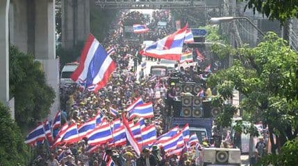Novi protesti u Tajlandu dan uoči izbora Novi protesti u Tajlandu dan uoči izbora