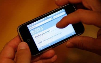 Tviter kupuje 900 patenata od IBM-a Tviter kupuje 900 patenata od IBM-a