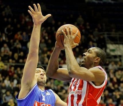 ABA: Zvezda rutinski savladala Budućnost u Beogradu ABA: Zvezda rutinski savladala Budućnost u Beogradu