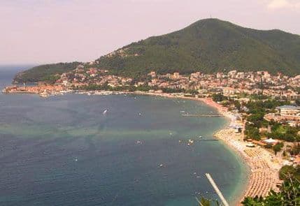 DAN: Tužilaštvo ispituje kako je budvanska opština garantovala za preprodaju svog zemljišta DAN: Tužilaštvo ispituje kako je budvanska opština garantovala za preprodaju svog zemljišta