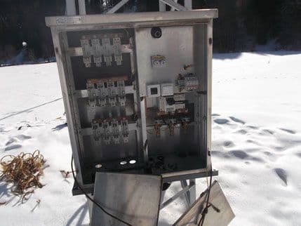 EPCG: Pokradeni bakarni djelovi sa trafostanice Gradišnica EPCG: Pokradeni bakarni djelovi sa trafostanice Gradišnica