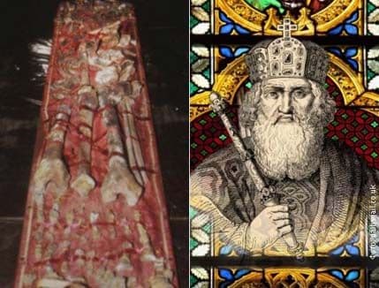 Kosti iz katedrale u Ahenu skelet Karla Velikog Kosti iz katedrale u Ahenu skelet Karla Velikog