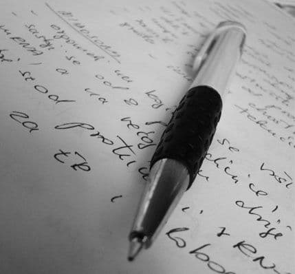 Zbog ljubavi izmislila pljačku i prijeteće pismo Zbog ljubavi izmislila pljačku i prijeteće pismo