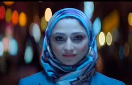 Zbog ove reklame Amerikanci prijete bojkotom Coca-Cole Zbog ove reklame Amerikanci prijete bojkotom Coca-Cole