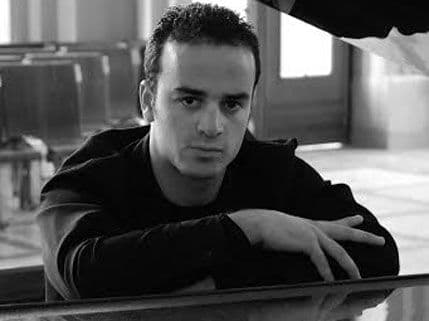 Resital Amira Džakovića u Velikoj sali KIC-a Resital Amira Džakovića u Velikoj sali KIC-a