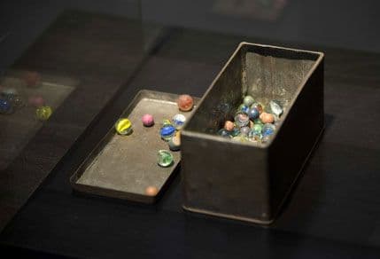 Nađeni klikeri Ane Frank Nađeni klikeri Ane Frank