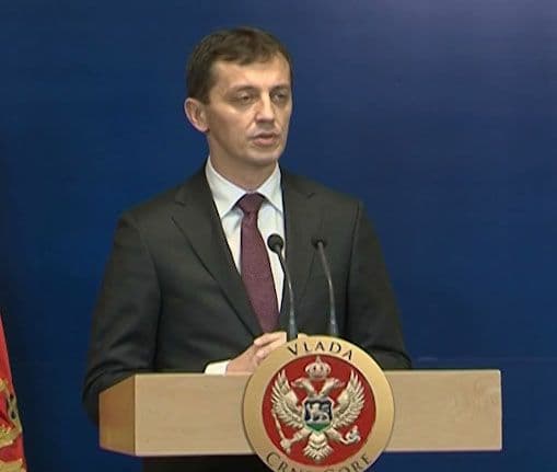 Bošković: Usvojen Predlog zakona o zaštiti i zdravlju na radu Bošković: Usvojen Predlog zakona o zaštiti i zdravlju na radu