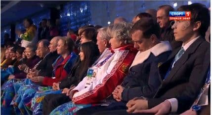 Medvedev zaspao na otvaranju Olimpijskih igara Medvedev zaspao na otvaranju Olimpijskih igara