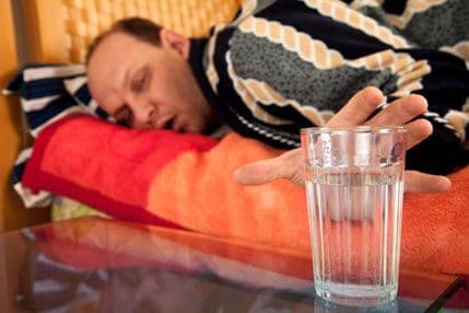 Što nikako ne smijete da jedete kada ste mamurni Što nikako ne smijete da jedete kada ste mamurni