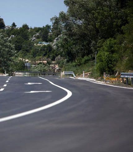 Poginuo vozač šlepera koji je bio zarobljen u vozilu Poginuo vozač šlepera koji je bio zarobljen u vozilu