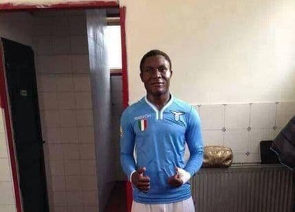 Ovaj fudbaler ima 17 godina? Ovaj fudbaler ima 17 godina?