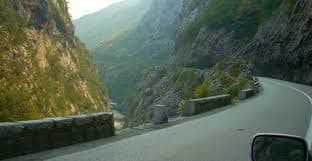 Saobraćaj na putu Podgorica-Kolašin u prekidu dva sata Saobraćaj na putu Podgorica-Kolašin u prekidu dva sata