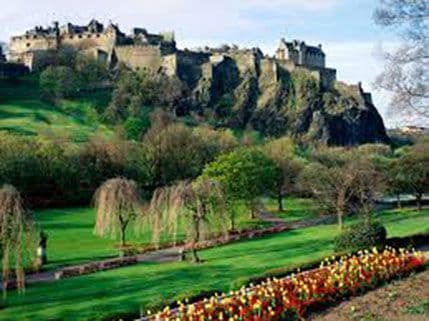 Škotska gubi funtu ukoliko napusti Ujedinjeno Kraljevstvo? Škotska gubi funtu ukoliko napusti Ujedinjeno Kraljevstvo?