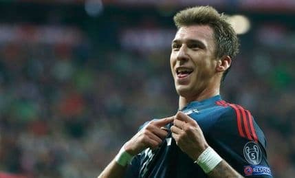 Barsa se nameračila na Mandžukića Barsa se nameračila na Mandžukića