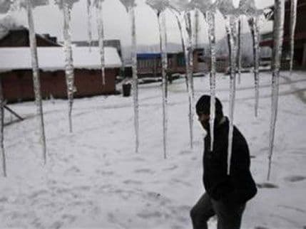 SAD: U sniježnoj oluji stradalo 13 osoba SAD: U sniježnoj oluji stradalo 13 osoba