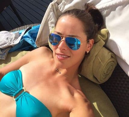 Ana Ivanović zavodi u bikiniju Ana Ivanović zavodi u bikiniju