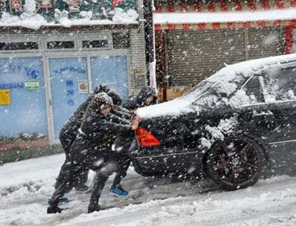 Saobraćajni haos u Japanu Saobraćajni haos u Japanu