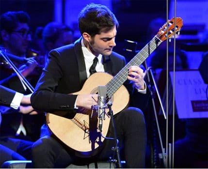 Karadaglić nezaobilazan u britanskim medijima pred izlazak trećeg albuma Karadaglić nezaobilazan u britanskim medijima pred izlazak trećeg albuma