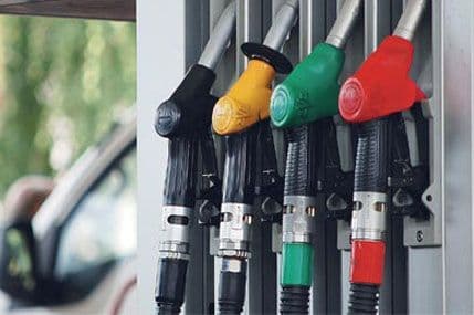 RAE privremeno oduzela licence za trgovinu naftom RAE privremeno oduzela licence za trgovinu naftom