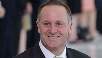 Novozelandski premijer: Veterinar i ljekar su kazali da nisam vanzemaljski reptil Novozelandski premijer: Veterinar i ljekar su kazali da nisam vanzemaljski reptil