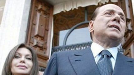 Berluskoni se razveo Berluskoni se razveo