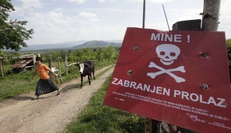 Kako je jedna grčka NVO varala pri uklanjanju mina u BIH Kako je jedna grčka NVO varala pri uklanjanju mina u BIH