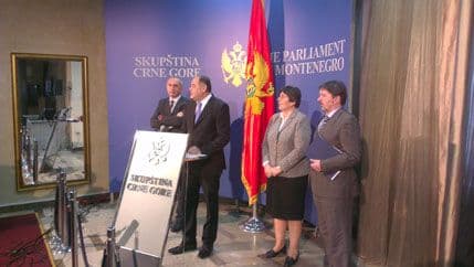 DPS: Neustavan Zakon o finansiranju političkih partija DPS: Neustavan Zakon o finansiranju političkih partija