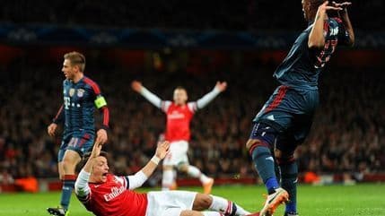 Mertesaker: Zašto ne bi ponovo slavili u Minhenu? Mertesaker: Zašto ne bi ponovo slavili u Minhenu?