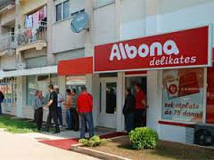 U Alboni proglašen bankrot U Alboni proglašen bankrot