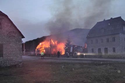 Porodica Jolović ostala bez krova nad glavom Porodica Jolović ostala bez krova nad glavom