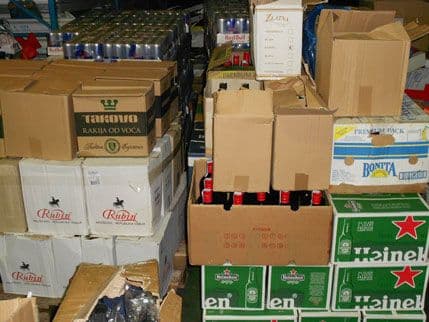 U akciji „Bura“ oduzeta akcizna roba vrijedna skoro 10.000 eura U akciji „Bura“ oduzeta akcizna roba vrijedna skoro 10.000 eura