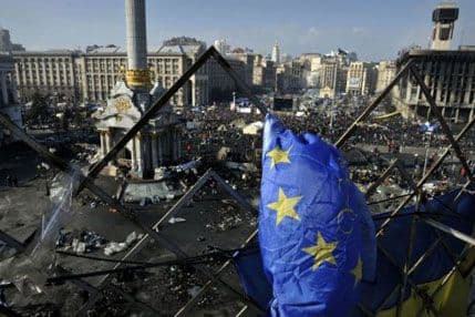 KIJEV: Janukovič popustio, Kličko kaže da prihvata sporazum KIJEV: Janukovič popustio, Kličko kaže da prihvata sporazum