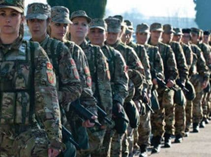 Tek devet odsto žena u oružanim snagama zapadnog Balkana Tek devet odsto žena u oružanim snagama zapadnog Balkana