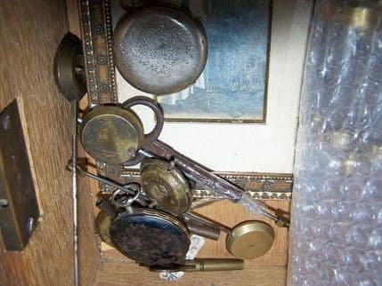 UC: Na prelazu Dobrakovo oduzeto antikviteta vrijednosti blizu 60.000 eura UC: Na prelazu Dobrakovo oduzeto antikviteta vrijednosti blizu 60.000 eura