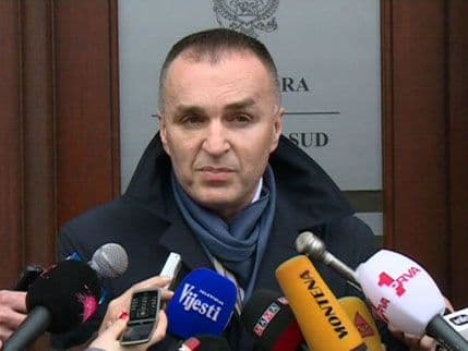 PEJOVIĆ: „Ošamario sam Medojevića jer nemam načina da zaštitim svoj i integritet svoje porodice“ PEJOVIĆ: „Ošamario sam Medojevića jer nemam načina da zaštitim svoj i integritet svoje porodice“