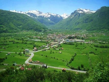 MZ “2. AVGUST” Gusinje zahvalila Vladi i Skupštini na dodjeli statusa opštine MZ “2. AVGUST” Gusinje zahvalila Vladi i Skupštini na dodjeli statusa opštine