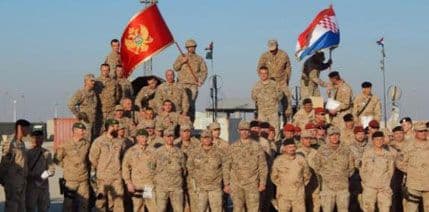 Vojnicima Osmog kontigenta uručene medalje Vojnicima Osmog kontigenta uručene medalje