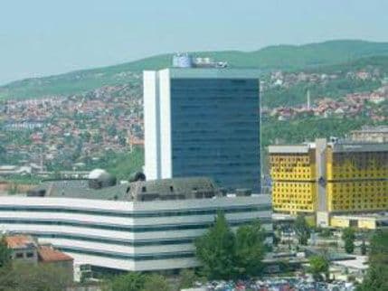 BiH: Stranke pristaju na smanjenje plata BiH: Stranke pristaju na smanjenje plata