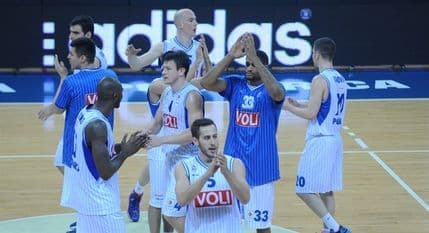 ABA: Trijumf Budućnosti, ''plavi'' nadigrali Solnok ABA: Trijumf Budućnosti, ''plavi'' nadigrali Solnok