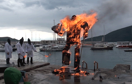 VIDEO: Spaljivanjem Životija Bijedića završen praznik Mimoze Portonovi VIDEO: Spaljivanjem Životija Bijedića završen praznik Mimoze Portonovi
