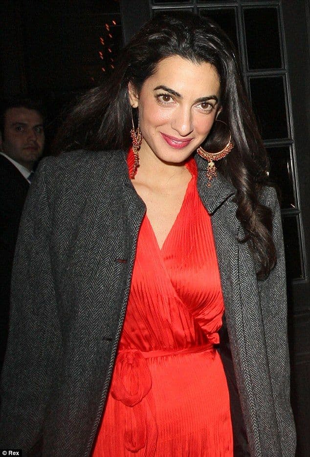 FOTO: Nova djevojka Džordža Klunija advokatica Džulijena Asanža i pravnica u Haškom tribunlu FOTO: Nova djevojka Džordža Klunija advokatica Džulijena Asanža i pravnica u Haškom tribunlu